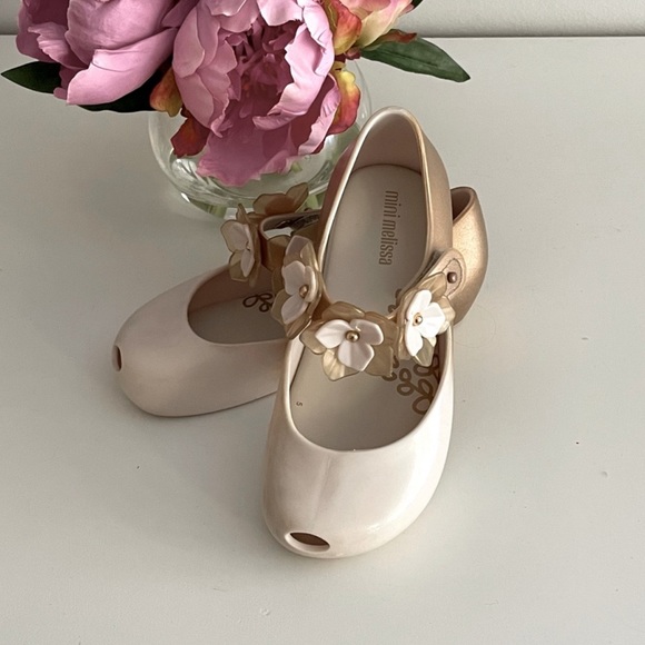 Mini Melissa Ultra Girl Flower Bege Dourado - Picture 2 of 6
